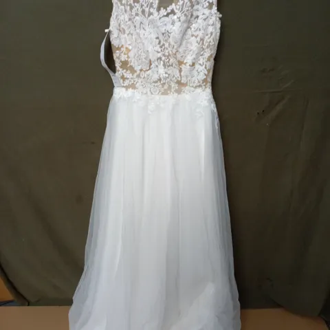 LYDIA COUTURE LUCIA IVORY AND NUDE WEDDING DRESS - 10