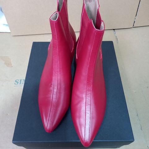 PAIR OF ODELL RED KIN BY JOHN LEWIS HEELS UK SIZE 6
