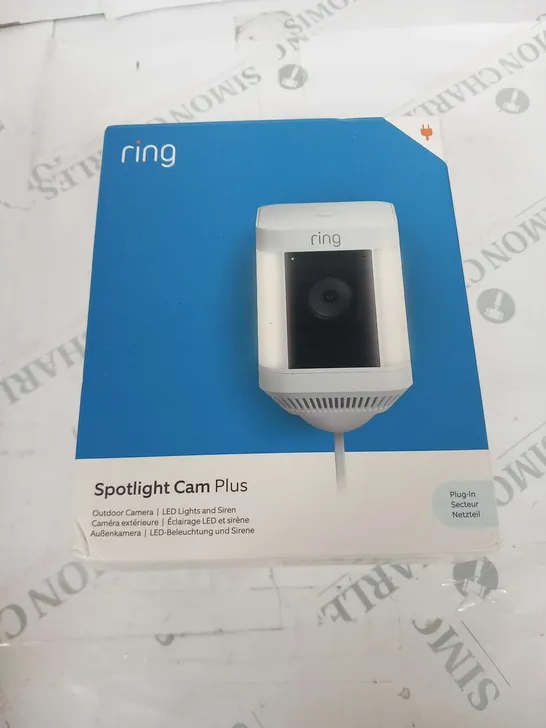 BOXED RING SPOTLIGHT CAM PLUS