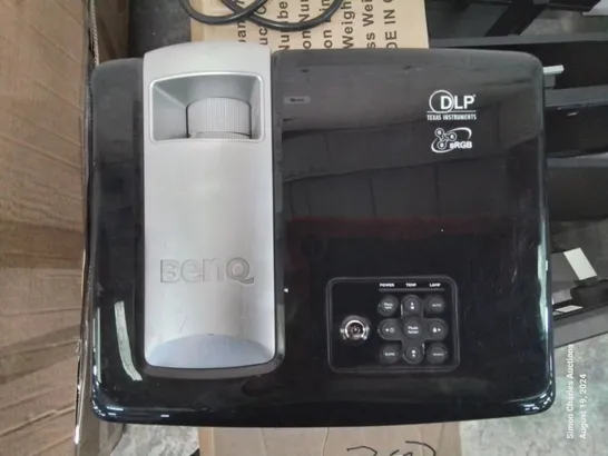 BENQ MP575 PROJECTOR (UNTESTED)