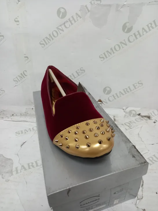 CASANDRA BORDERAUX FLAT SHOES WITH SPIKES - SIZE 6