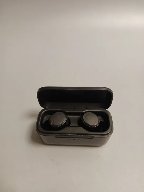 SKULLCANDY WIRELESS EARBUDS IN BLACK