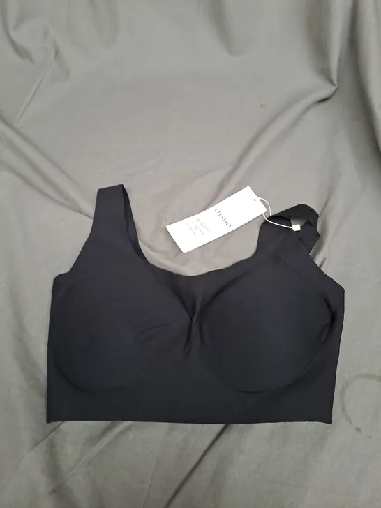 OYSHO BLACK LIGHTWEIGHT SPORTS BRA 