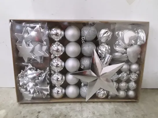 BOX CONTAINING APPROXIMATELY 7 BRAND NEW 60 SILVER BAUBLE PACKS