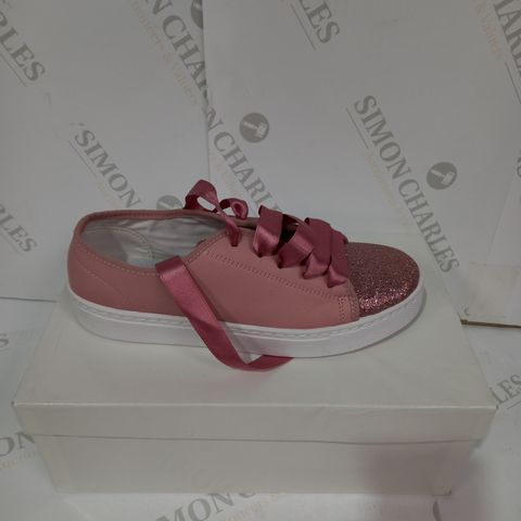 BOXED PAIR OF LOLLIPOPS PINK TRAINERS SIZE 37