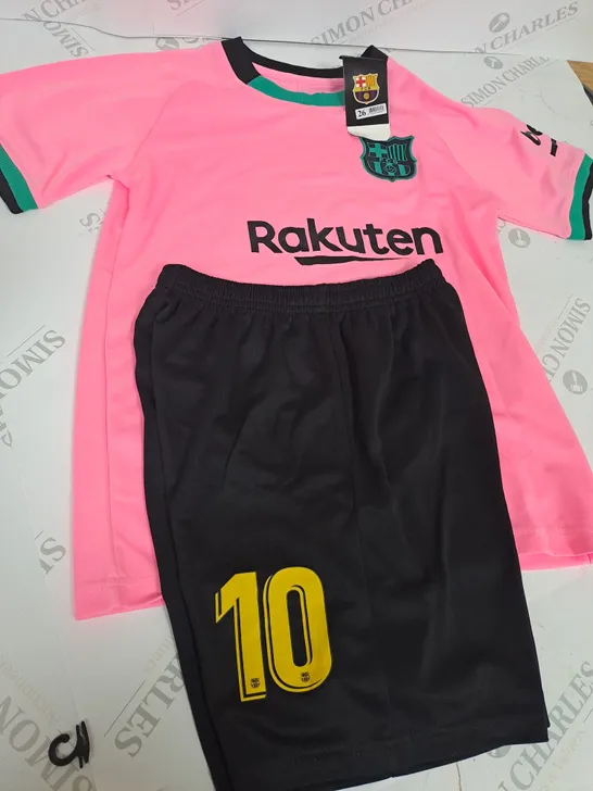 FC BARCELONA FULL AWAY KIT WITH MESSI 10 ON BACK - SIZE 26