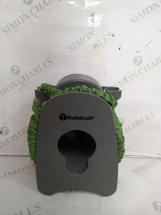 BUILDCRAFT EXPANDABLE HOSE WITH HOSE HOLDER AND NOZZLE