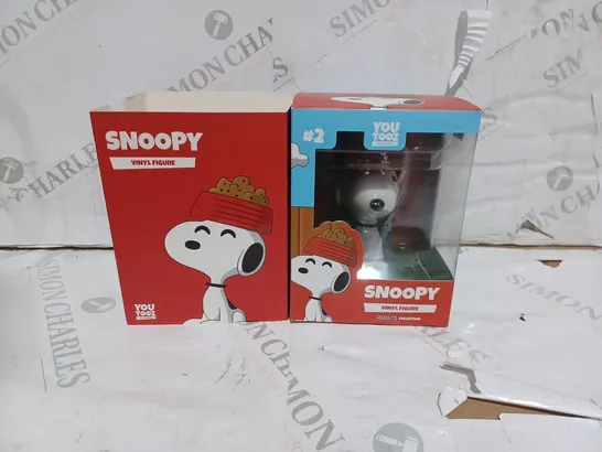 SNOOPY VINYL FIGURE