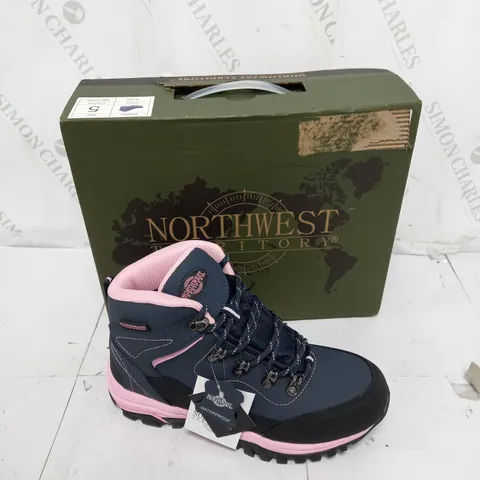 BOXED PAIR OF NORTHWEST TERRITORY NAVY/PINK HIKING BOOTS SIZE 5 