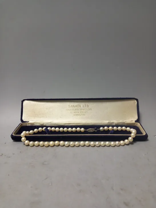 BOXED SAKATA LTD SILVER PEARL NECKLACED