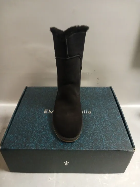 EMU ANDA SHEEPSKIN BOOTS IN BLACK - 7