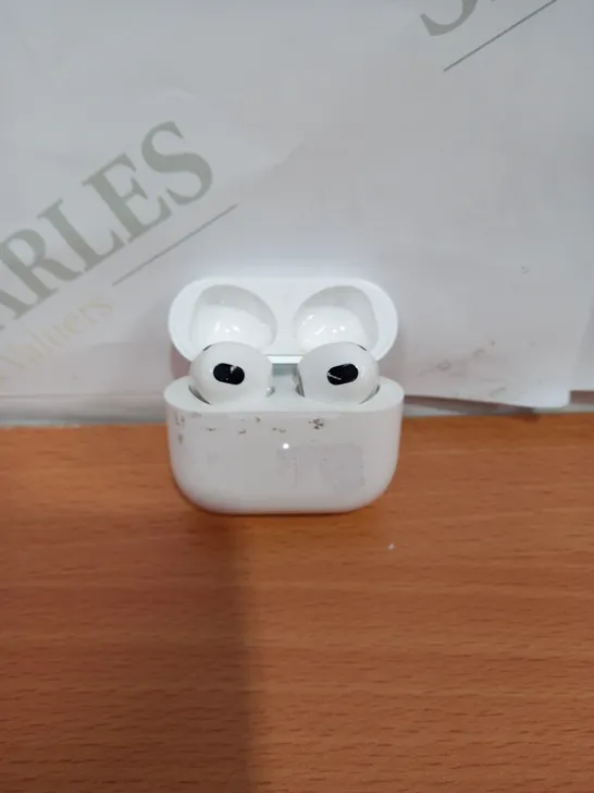 APPLE AIRPOD 3RD GENERATION