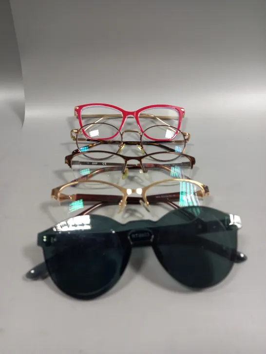 BOX OF APPROXIMATELY 15 ASSORTED GLASSES TO INCLUDE SUNGLASSES, OPTICAL EXPRESS, SPECSAVERS ETC