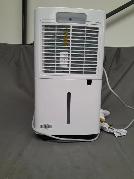 OUTLET 12L DEHUMIDIFIER WITH 2L WATER TANK AND TIMER