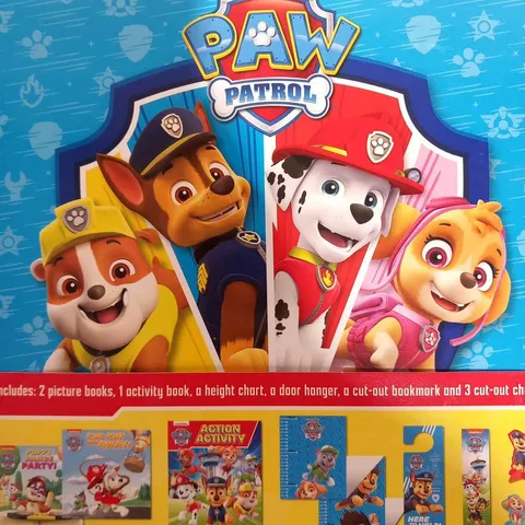 APPROXIMATELY 14 NIKELODEON PAW PATROL GIFT COLLECTIONS