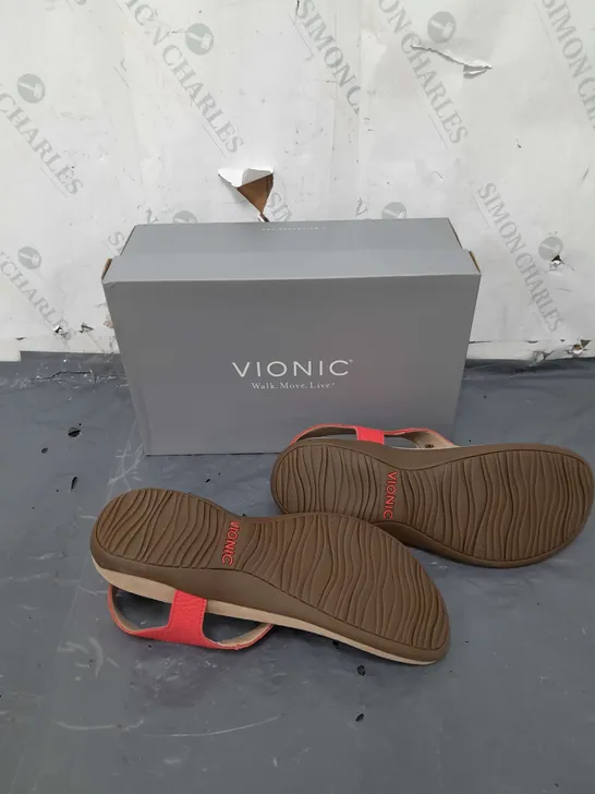 BOXED PAIR OF VIONIC RED SANDALS IN SIZE 7