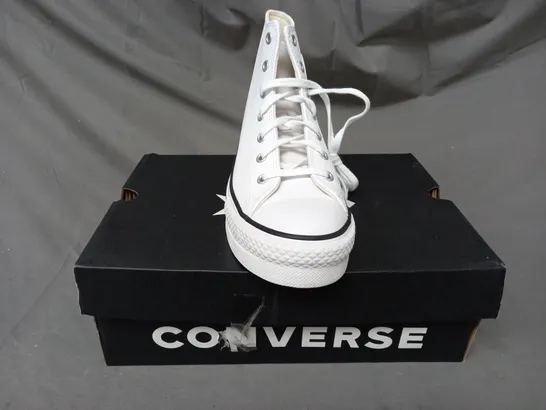 BOXED PAIR OF CONVERSE SHOES IN WHITE UK SIZE 5.5