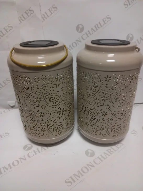 GARDEN REFLECTIONS SET OF 2 PATTERNED SOLAR LANTERNS, PAISLEY