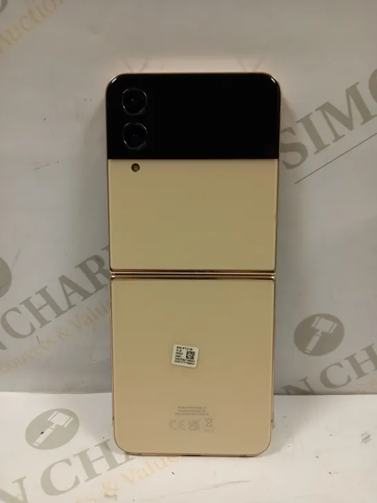 SAMSUNG GALAXY Z FLIP 4 SMARTPHONE 