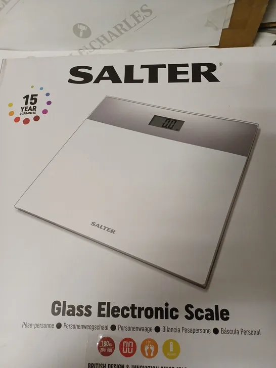 SALTER GLASS ELECTRONIC SCALE