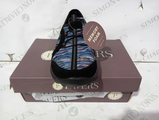 BOXED PAIR OF PAVERS MEMORY FOAM SLIP-ON SHOES IN MULTICOLOUR EU SIZE 38