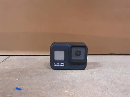  BOXED HERO 8 BLACK GO PRO , NO CABLE,  DOES NOT POWER ON 