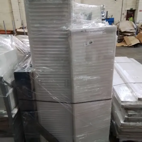 PALLET CONTAINING APPROXIMATELY 14 HOUSEHOLD CONVECTOR HEATED RADIATORS TYPE 22