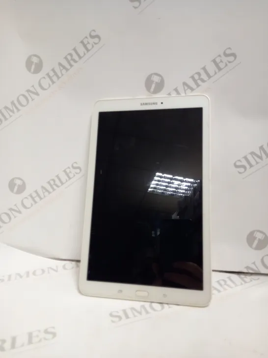 SAMSUNG GALAXY TAB E 9.6 - WHITE.