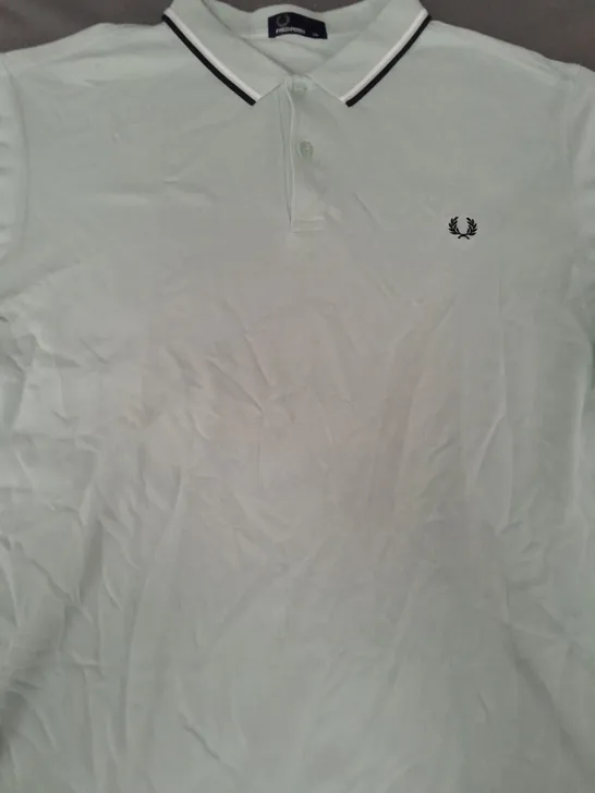 FRED PERRY POLO TOP IN MINT GREEN SIZE XXL