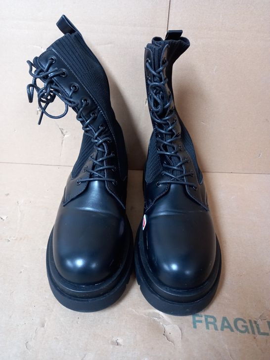 BOXED PAIR OF TRUFFLE COLLECTION BOOTS (BLACK LEATHER), SIZE 6 UK