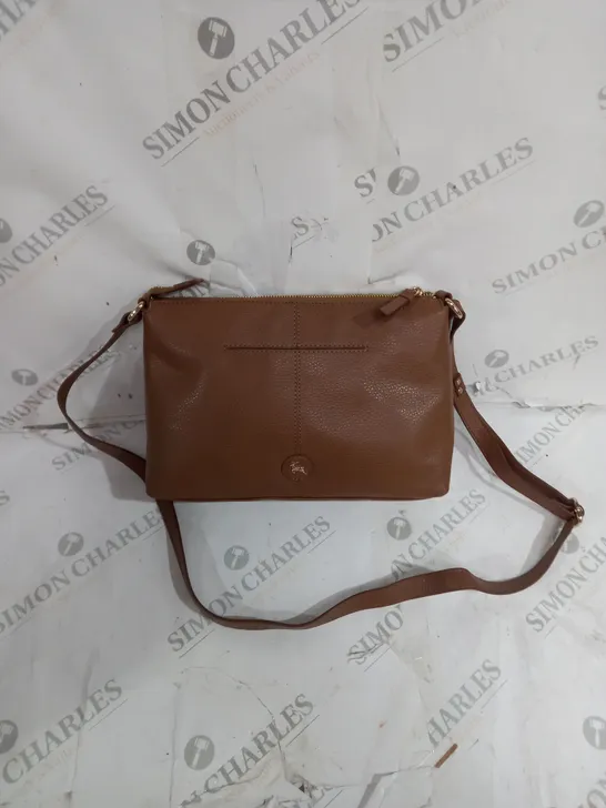 BOXED ASHWOOD MONTANA LEATHER BAG IN TAN WITH FLORAL INTERIOR