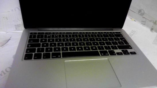 MACBOOK PRO CORE I5 128GB (SILVER)