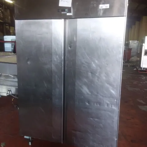 LARGE DISPLAY FRIDGE 