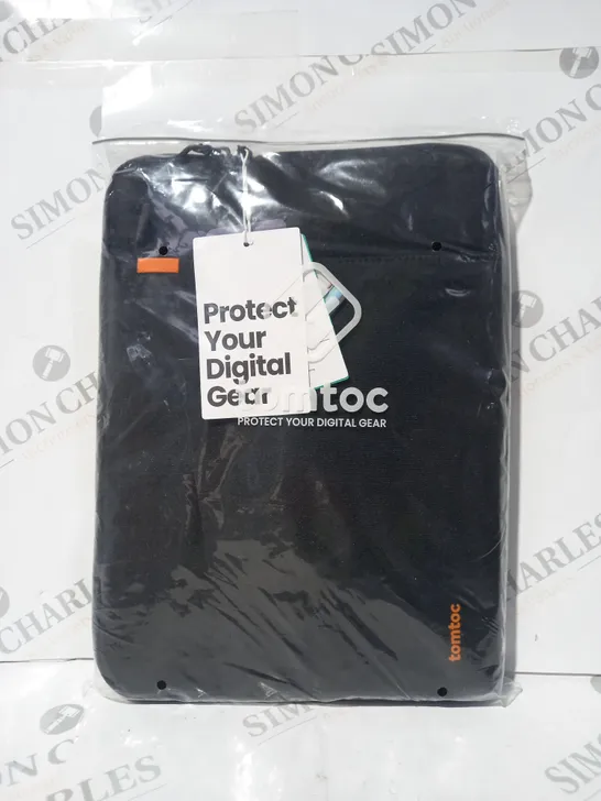 TOMTOC PROTECTIVE TABLET CARRY CASE IN BLACK