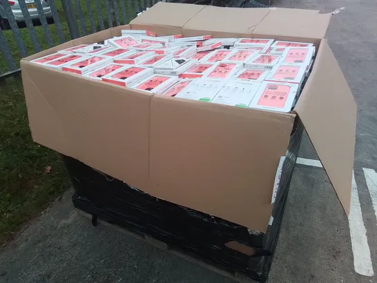 PALLET CONTAINING APPROXIMATELY 1250 BRAND NEW TECH 21 STUDIO PHONE CASES FOR IPHONE 2019 5.8" AND SCREEN PROTECTORS