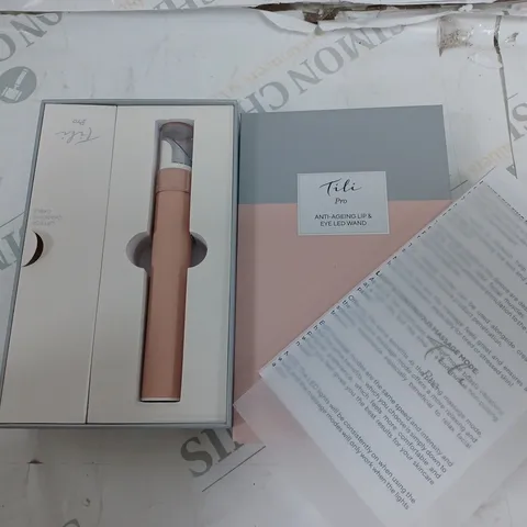 OUTLET TILI PRO ANTI-AGEING LIP & EYE WITH LED LIGHT