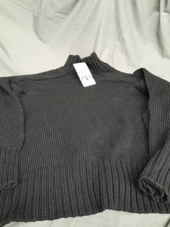 ZARA BLACK KNITTED TURTLE NECK - SMALL