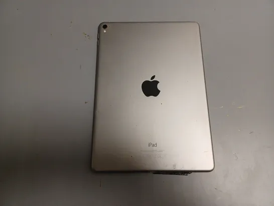 APPLE IPAD PRO 9.7 A1673