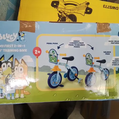 BOXED BLUEY 2IN1 TRAINING BIKE