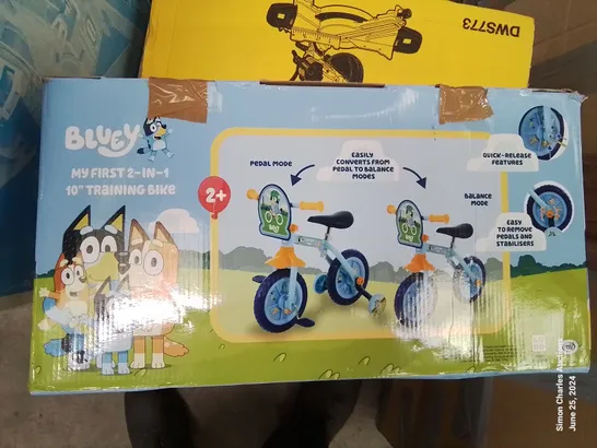 BOXED BLUEY 2IN1 TRAINING BIKE