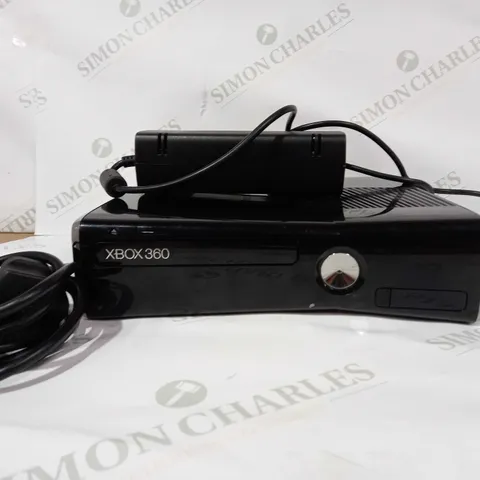 XBOX 360 CONSOLE - BLACK