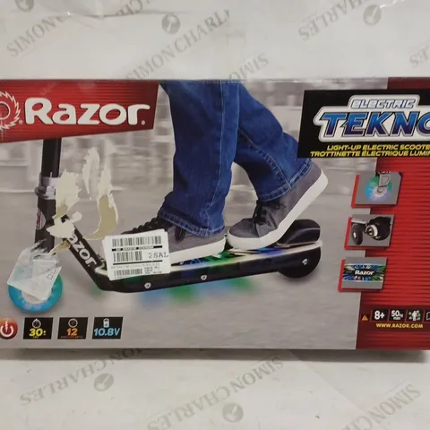 RAZOR ELECTRIC TEKNO 12 VOLT SCOOTER 