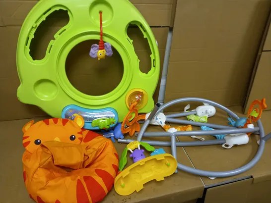 FISHER-PRICE ROARING RAINFOREST JUMPEROO