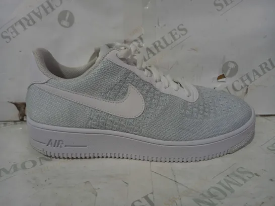 BOXED PAIR OF NIKE AIR FORCE 1 FLYKNIT 2.0 IN PALE BLUE/WHITE UK SIZE 8