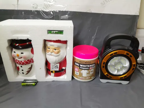 APPROXIMATELY 10 HOUSEHOLD ITEMS TO INCLUDE FESTIVE DECORATIONS, LIGHTING AND LAUNDRY POWDER