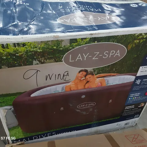 BOXED BESTWAY LAY-Z-SPA MALDIVES PORTABLE SPA