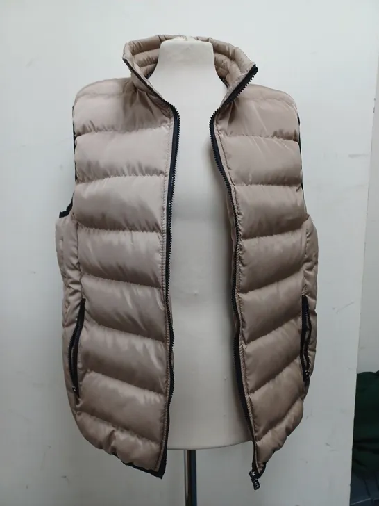 UNBRANDED SAND COLOURED GILET WITH CHECKERED INSIDE 