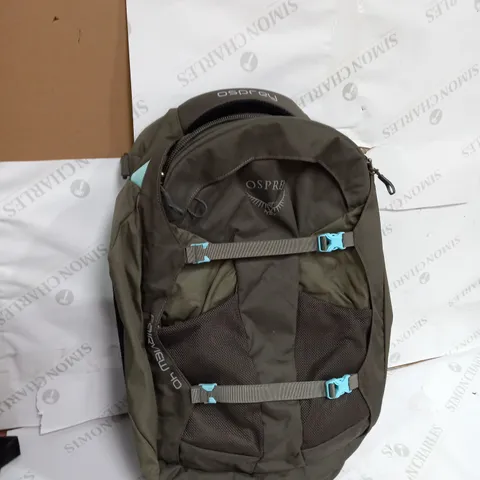 OSPREY FAIRVIEW 40 GREEN BACKPACK 