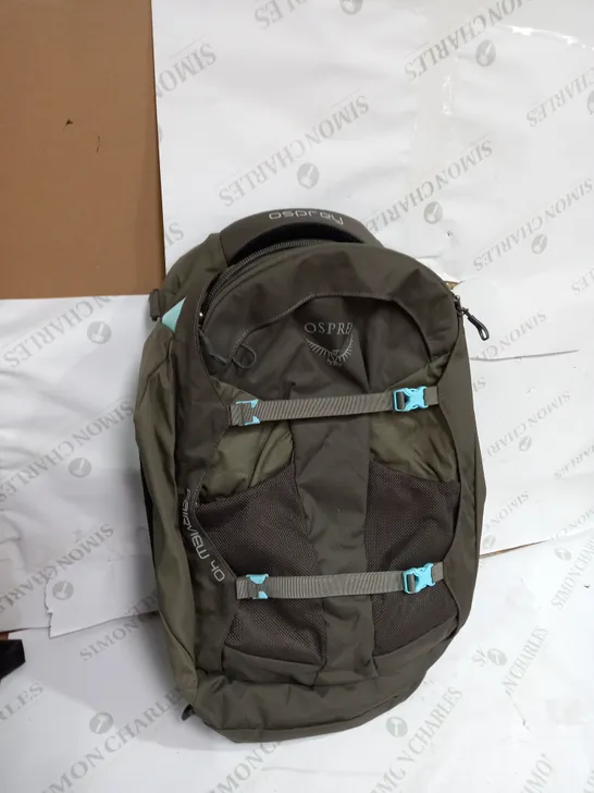 OSPREY FAIRVIEW 40 GREEN BACKPACK 