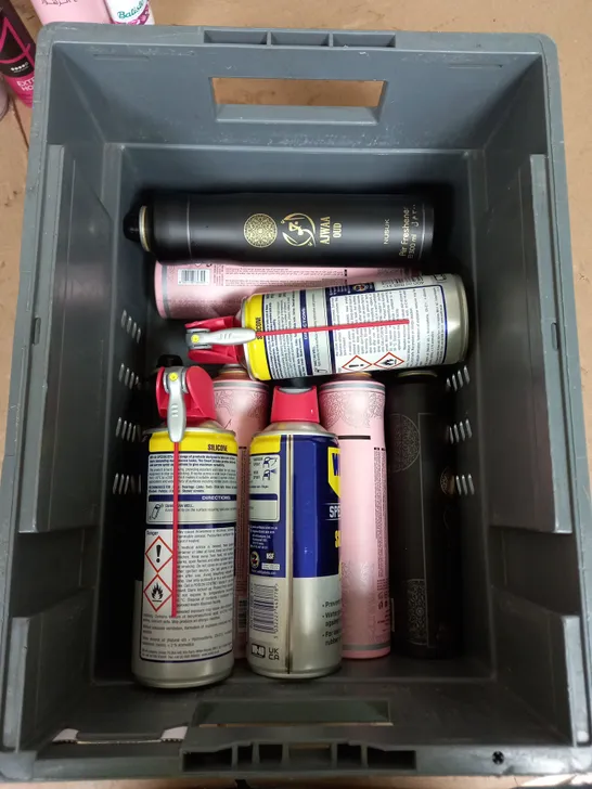 APPROXIMATELY 10 ASSORTED AEROSOLS TO INCLUDE NUSUK AIR FRESHENER, WD-40, AND MITCHUM POWDER FRESH ETC.